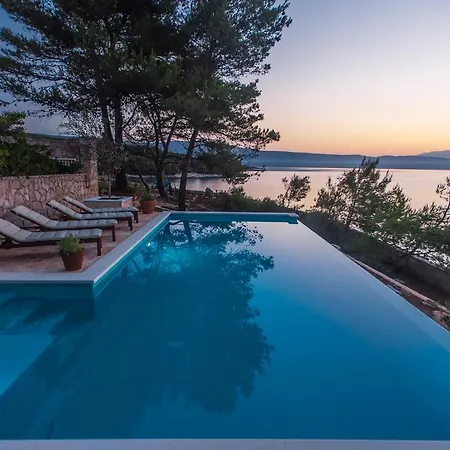 Villa Aqua Basina
